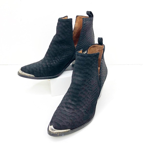 Jeffrey Campbell Shoes - Jeffrey Campbell Cromwell, black leather embellished western boots